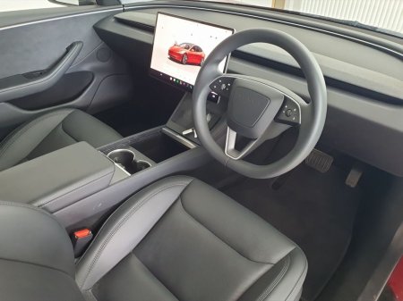 2025 Tesla Model 3 - photo 11