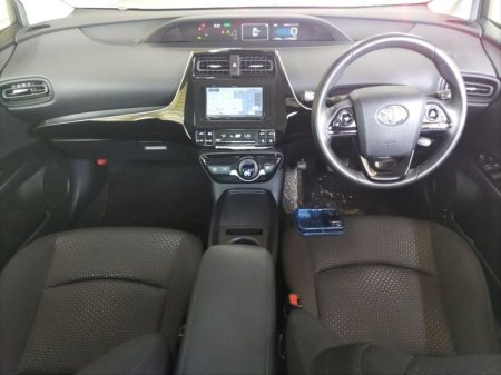 2021 Toyota Prius - photo 3