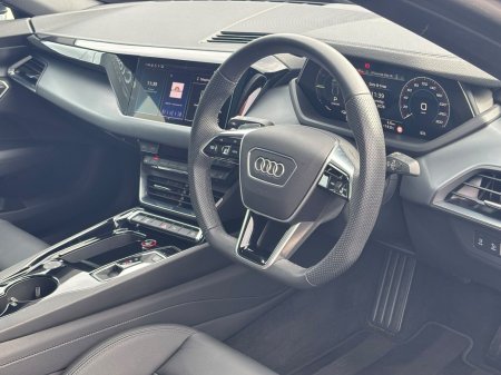 2024 Audi e-tron GT - photo 10