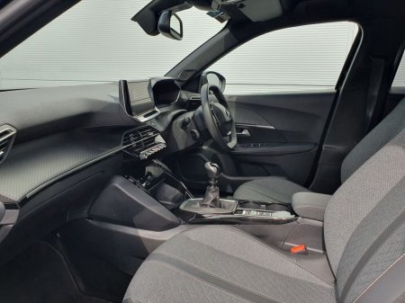 2025 Peugeot 2008 - photo 4