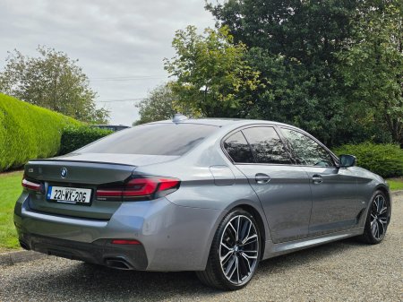 2022 BMW 5-Series - photo 7