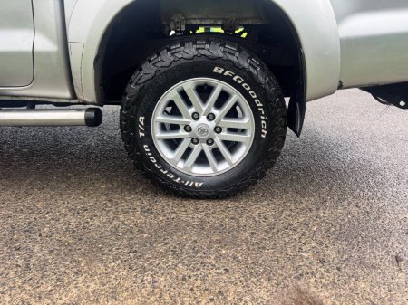 2012 Toyota Hilux - photo 11