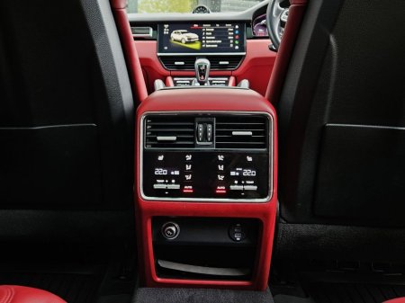 2023 Porsche Cayenne - photo 24