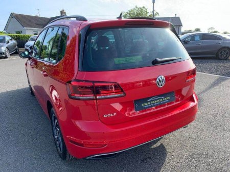 2019 Volkswagen Golf - photo 4
