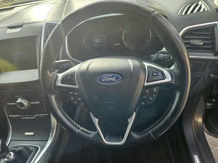 2019 Ford Galaxy - photo 19