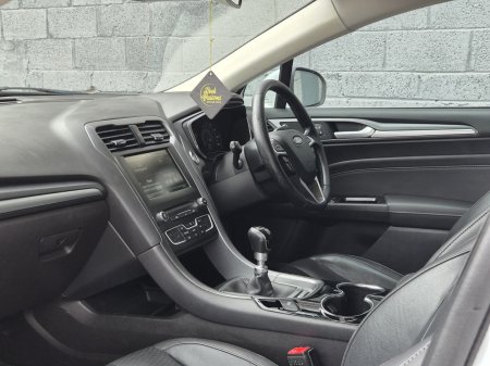 2015 Ford Mondeo - photo 20