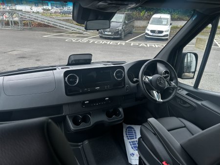2026 Mercedes-Benz Sprinter - photo 8