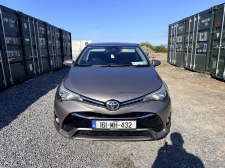 2016 Toyota Avensis - photo 3