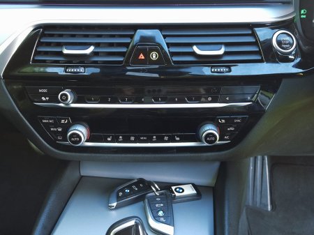 2021 BMW 5-Series - photo 32