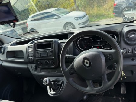 2021 Renault Trafic - photo 19