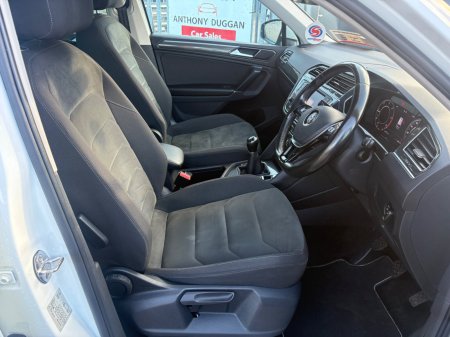 2017 Volkswagen Tiguan - photo 10