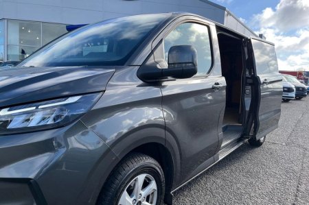 2024 Ford Transit Custom - photo 28