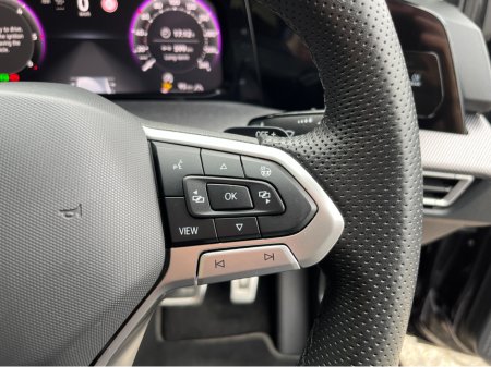 2024 Volkswagen Golf - photo 25