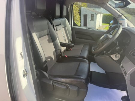 2019 Vauxhall Vivaro - photo 11