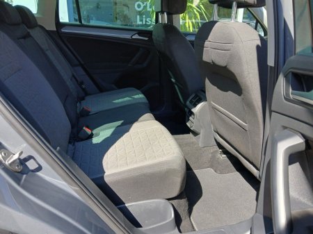 2021 Volkswagen Tiguan - photo 16