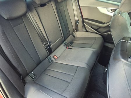 2016 Audi A4 - photo 13