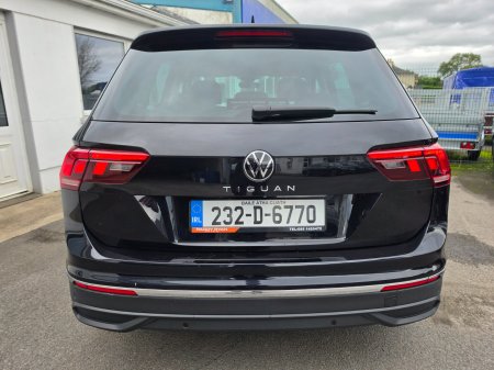 2023 Volkswagen Tiguan - photo 8