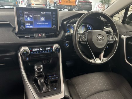 2022 Toyota RAV4 - photo 8