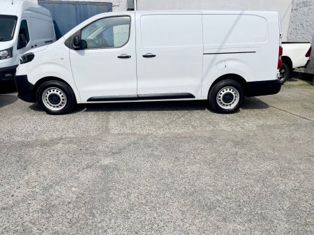 2024 Toyota Proace - photo 25
