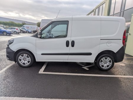 2023 Fiat Doblo - photo 3
