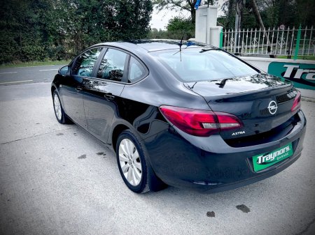 2014 Opel Astra - photo 17
