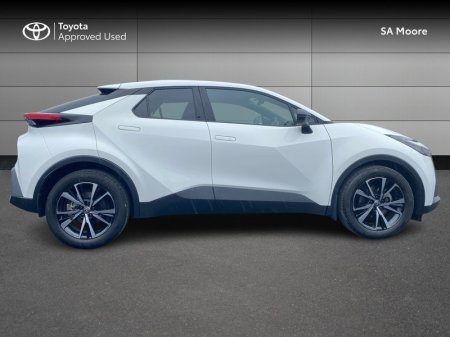 2025 Toyota C-HR - photo 3