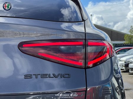 2021 Alfa Romeo Stelvio - photo 17