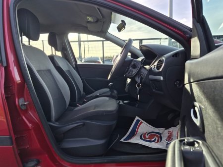 2011 Renault Clio - photo 18