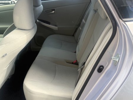 2015 Toyota Prius - photo 16