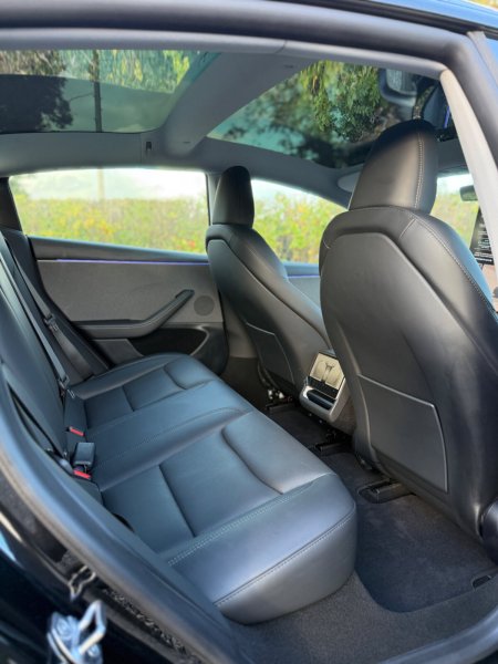 2025 Tesla Model 3 - photo 25