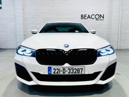 2022 BMW 5-Series - photo 4