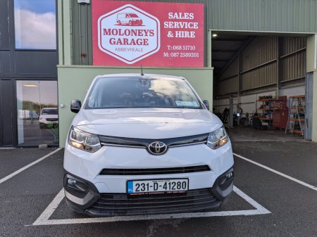 2023 Toyota Proace City - photo 2