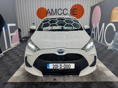 2020 Toyota Yaris - photo 2