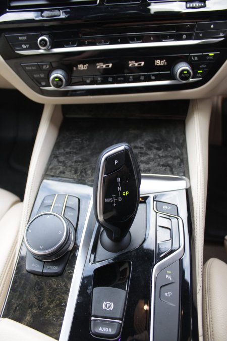 2017 BMW 5-Series - photo 14