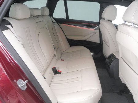 2024 BMW 5-Series - photo 11