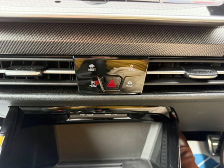 2025 Volkswagen Golf - photo 31