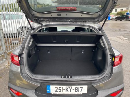 2025 Kia Stonic - photo 8