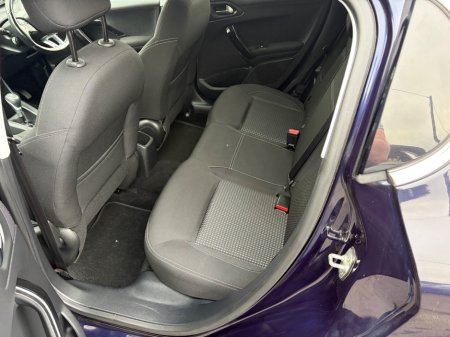 2016 Peugeot 208 - photo 15