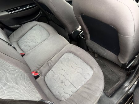2011 Hyundai i20 - photo 10