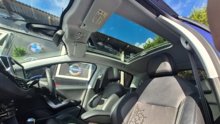 2013 Peugeot 208 - photo 14