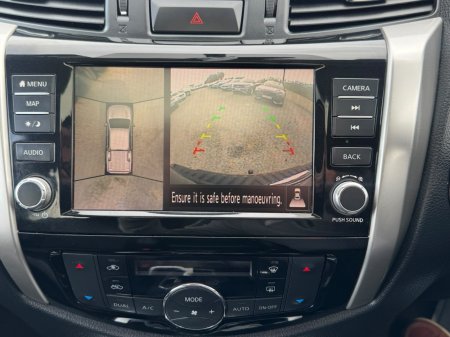 2021 Nissan Navara - photo 10