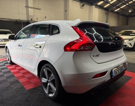 2015 Volvo V40 - photo 14