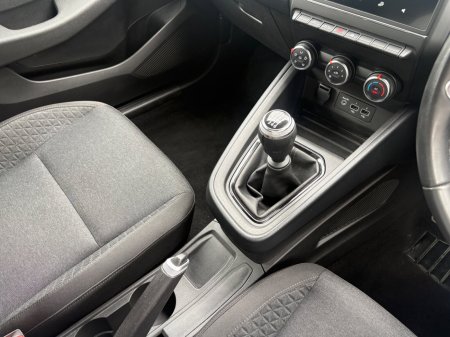 2023 Renault Clio - photo 24