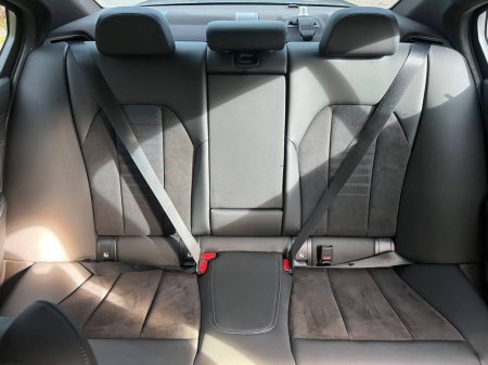 2022 BMW 3-Series - photo 12