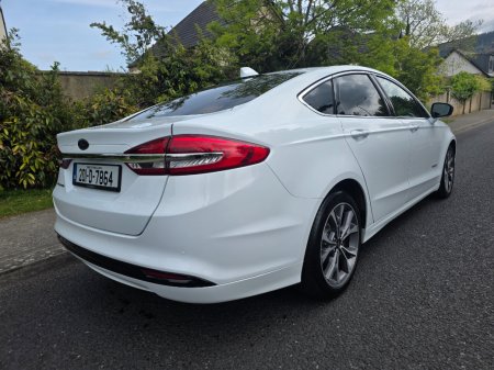 2020 Ford Mondeo - photo 3