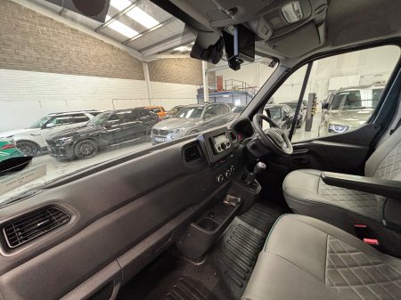 2021 Vauxhall Movano - photo 23