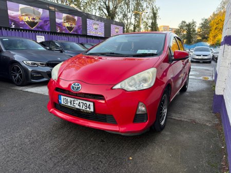 2013 Toyota Aqua - photo 3