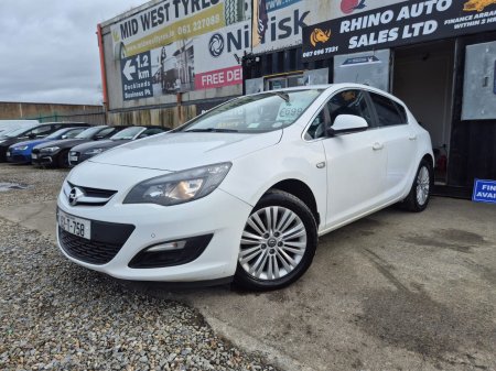 2015 Opel Astra - photo 2