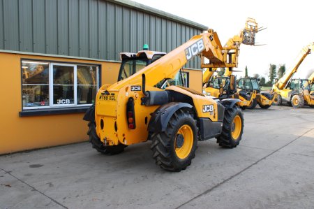 0 JCB  - photo 3