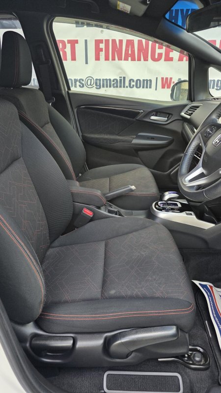 2015 Honda Fit - photo 13